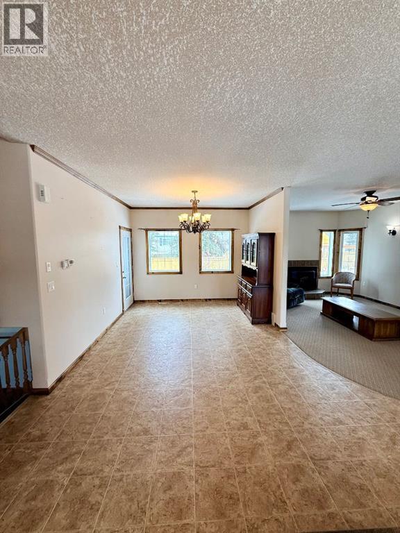 4501 52 Street Property Photo 19