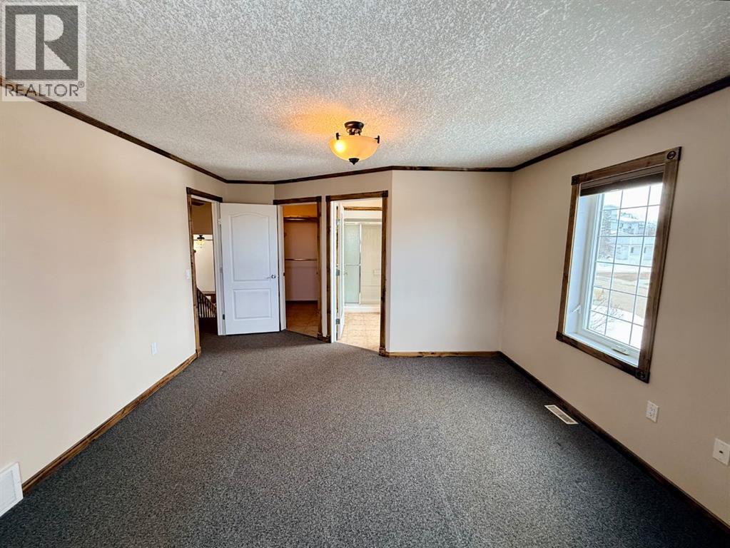 4501 52 Street Property Photo 27