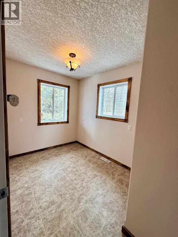 4501 52 Street Property Photo 31
