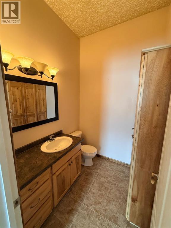4501 52 Street Property Photo 44