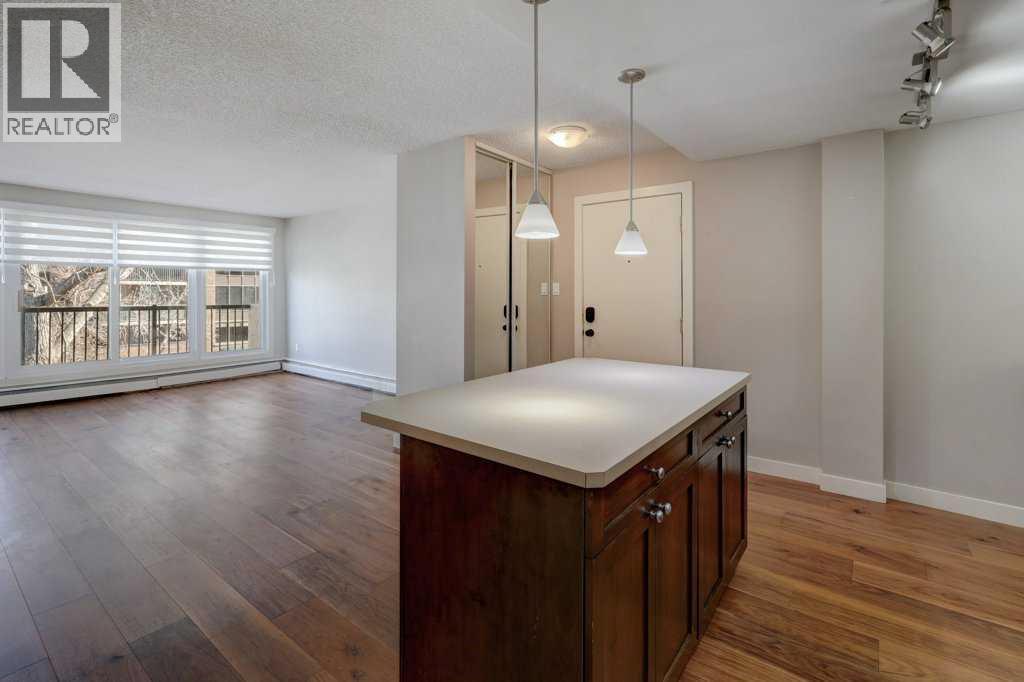1025 14 Avenue Southwest Property Photo 14