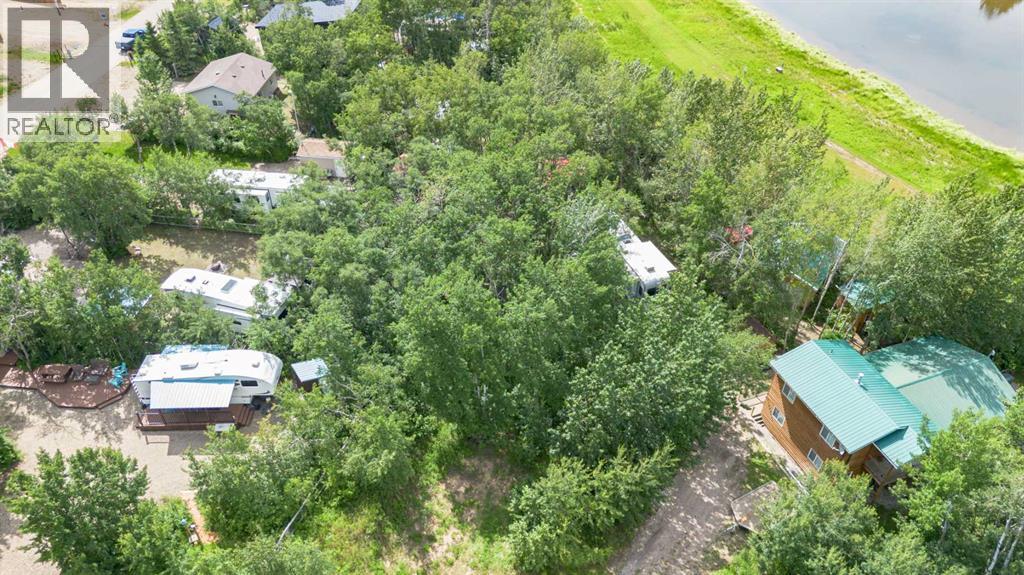 4 Aspen Crescent Property Photo 2