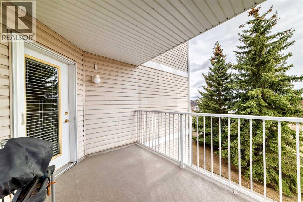 305 1 Avenue Northwest Property Photo 16