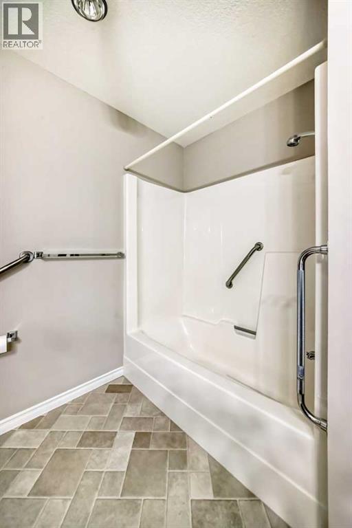 305 1 Avenue Northwest Property Photo 23