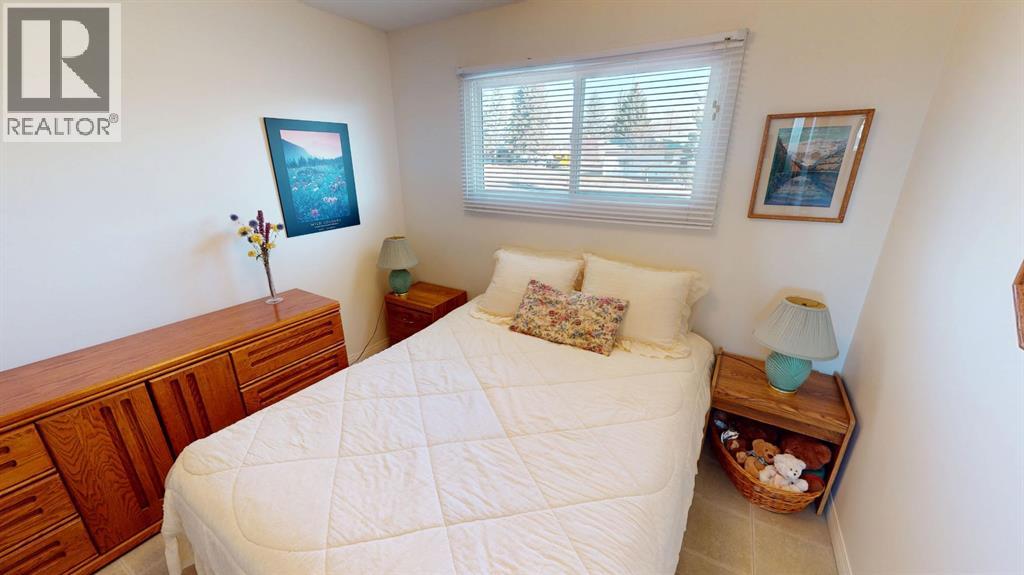 305 2 Avenue Property Photo 10