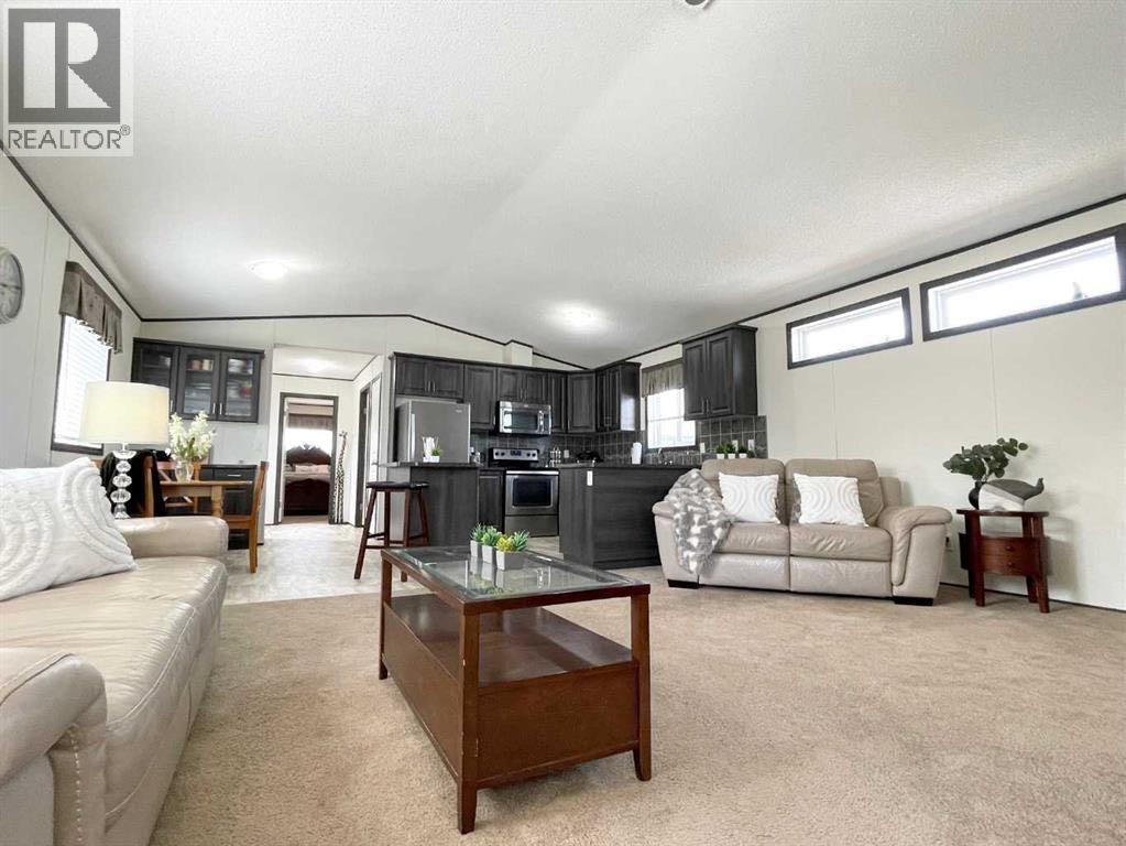 145 Caouette Crest Property Photo 4