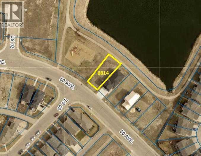 6814 50 Avenue Property Photo 1
