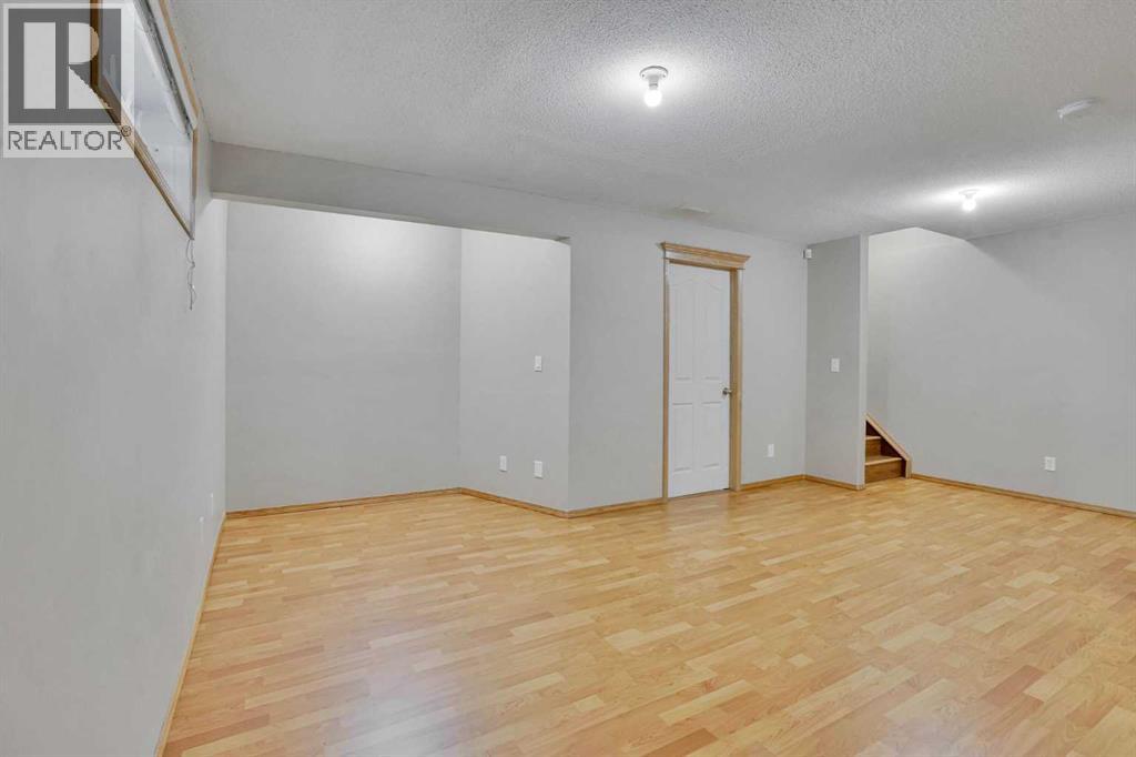 75 Taralea Crescent Ne Property Photo 26
