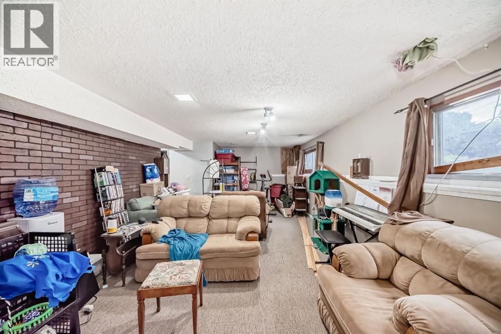 129 Dovertree Place Se Property Photo 15
