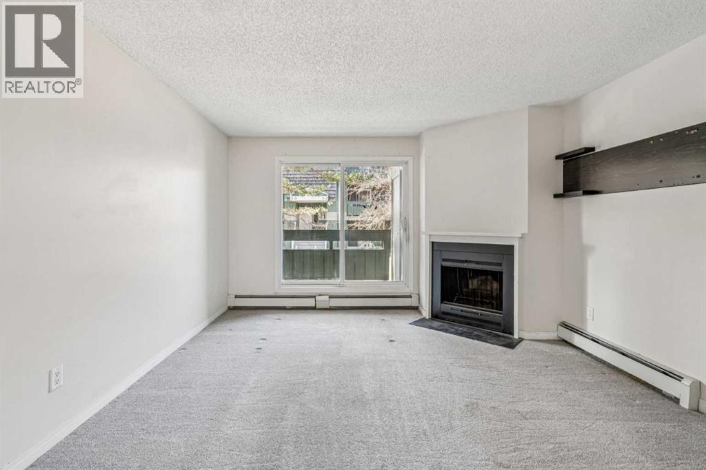 315 Southampton Drive Southwest Property Photo 6