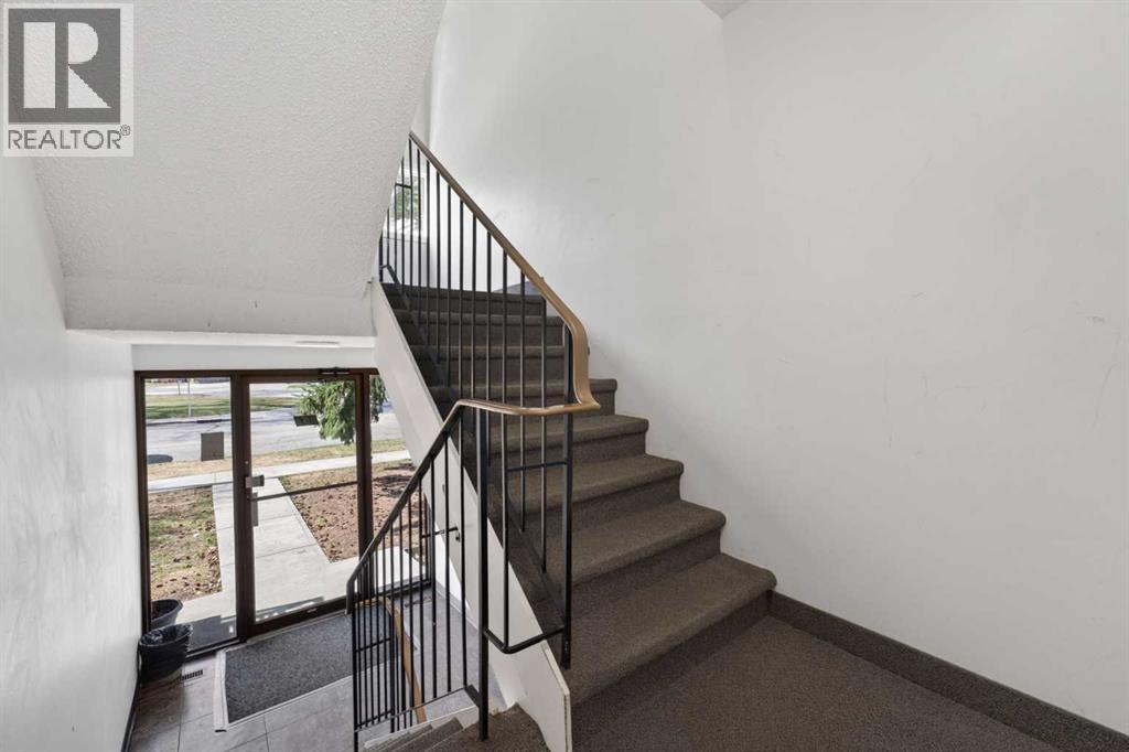 934 5a Street Nw Property Photo 2