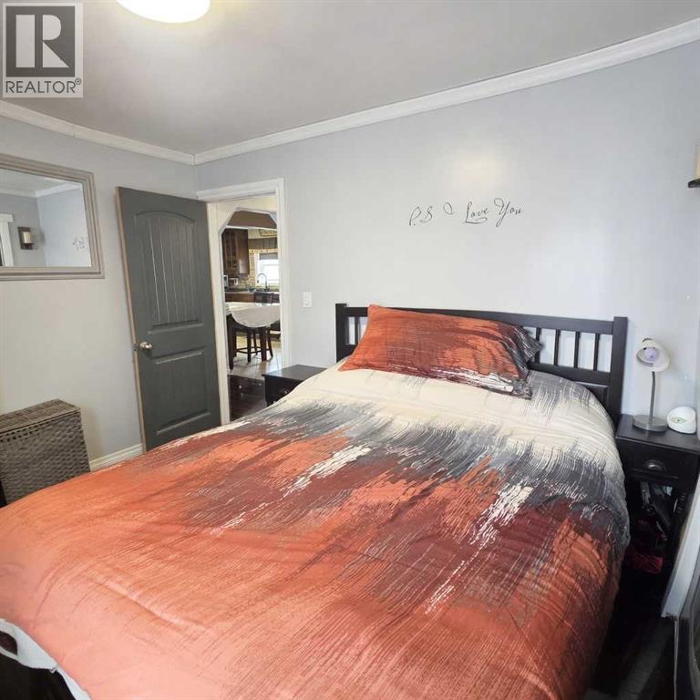 5015 8 Avenue Property Photo 16