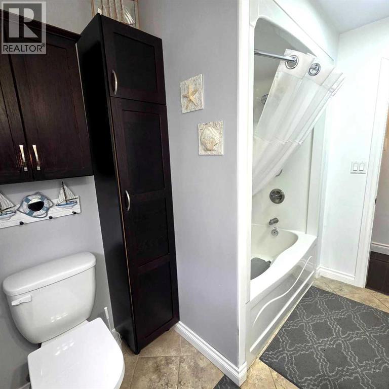 5015 8 Avenue Property Photo 20