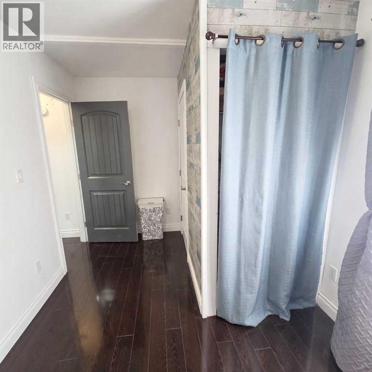 5015 8 Avenue Property Photo 23
