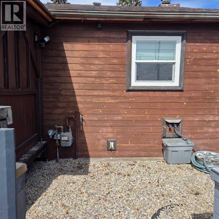 5015 8 Avenue Property Photo 34