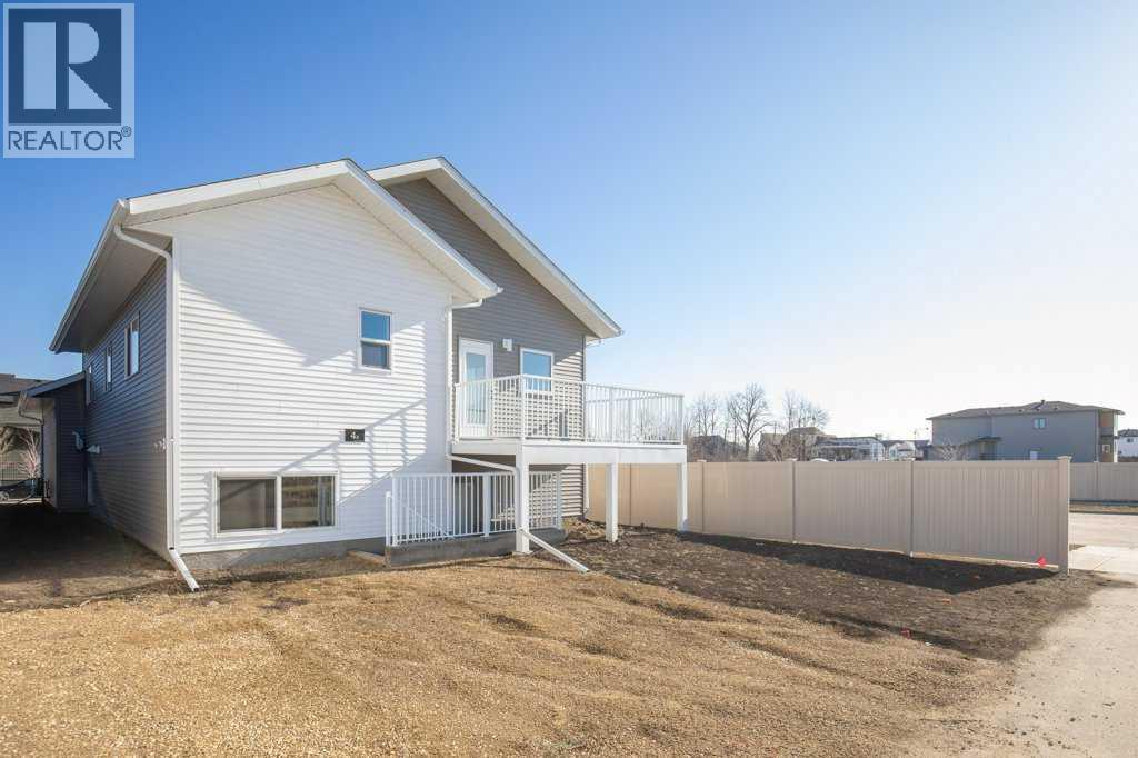 4 Emmett Crescent Property Photo 5