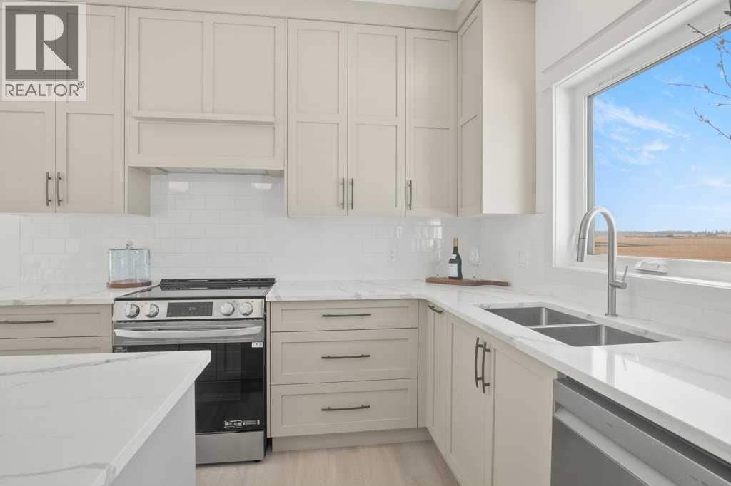 4 Emmett Crescent Property Photo 18