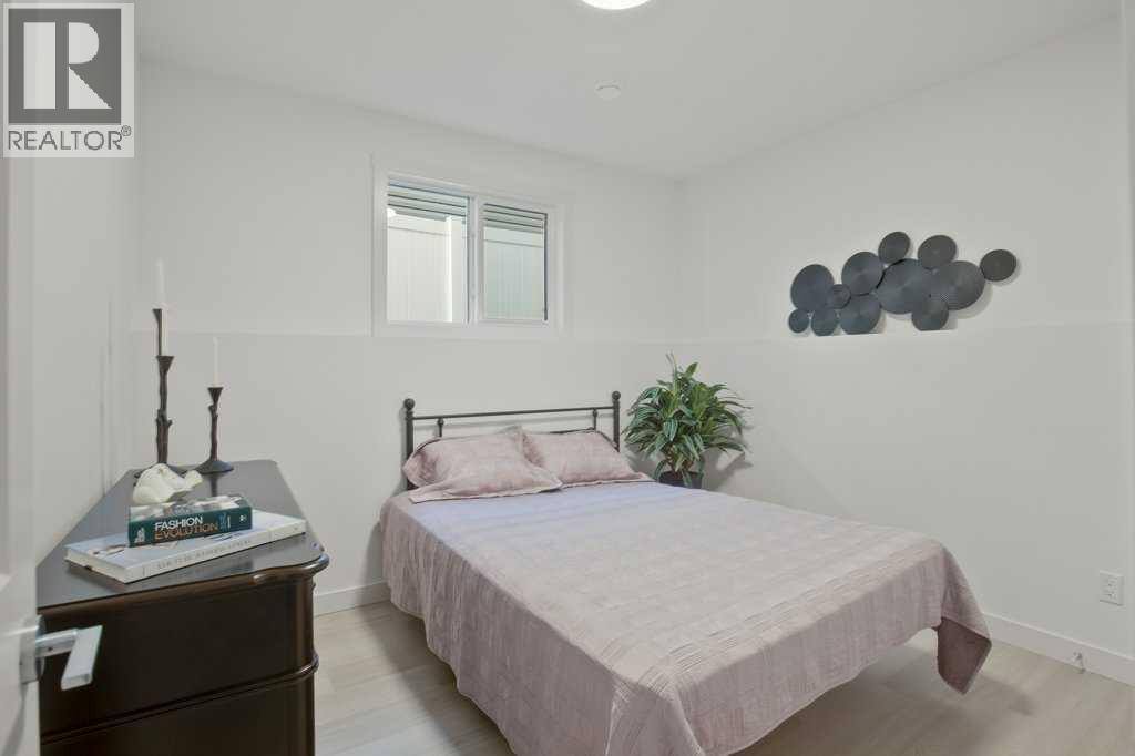 4 Emmett Crescent Property Photo 39