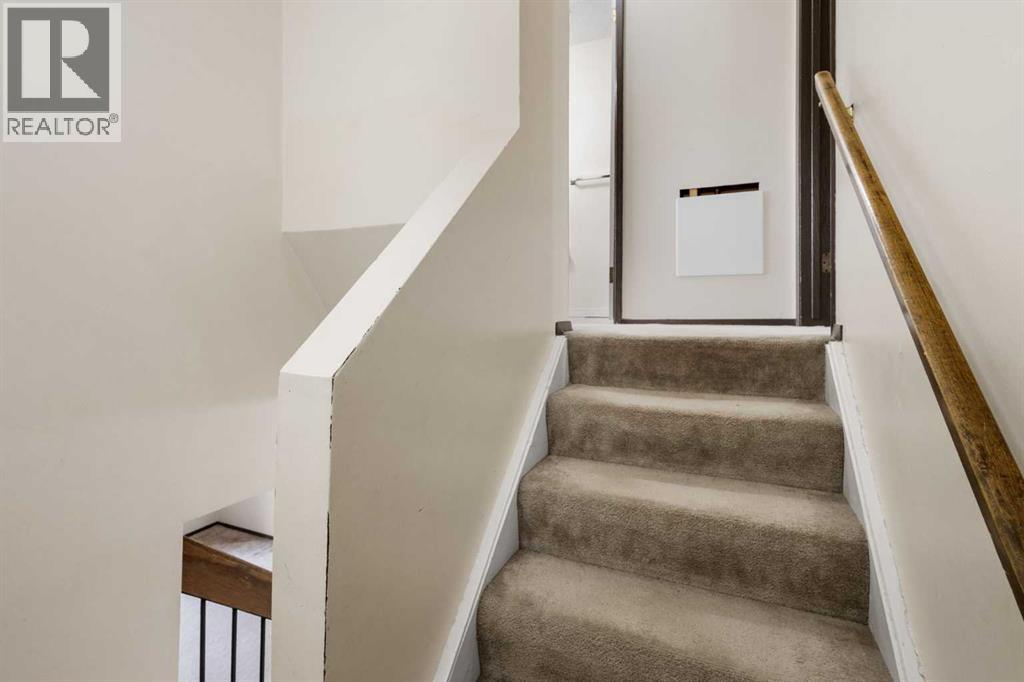 355 Georgian Villas Property Photo 12