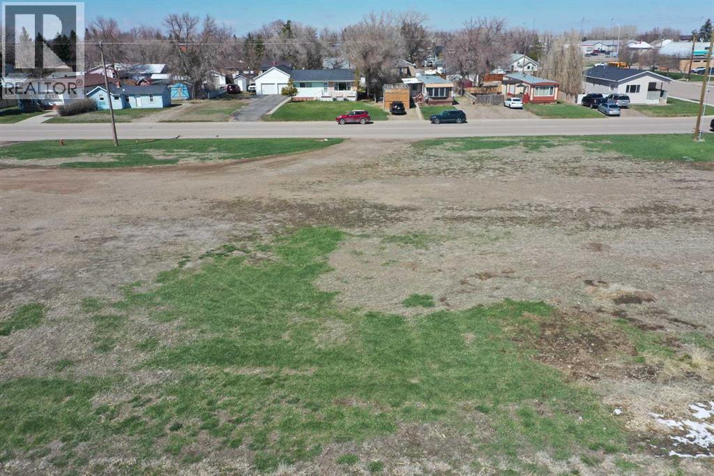611 1 Avenue N Property Photo 4