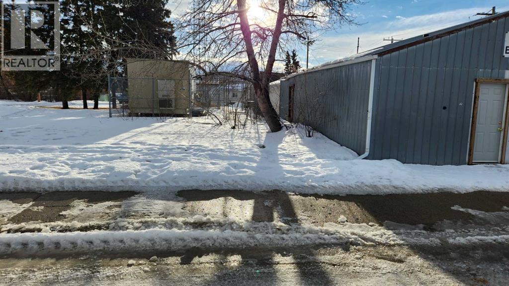 7 Main Street Property Photo 1