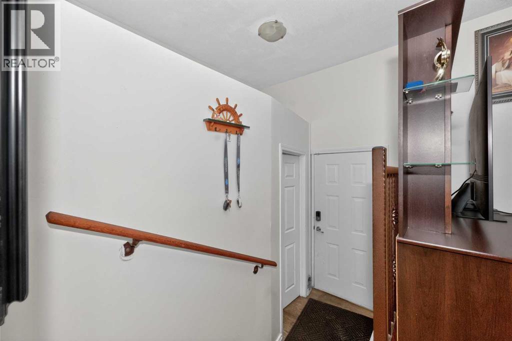 119 Taravista Drive Ne Property Photo 4