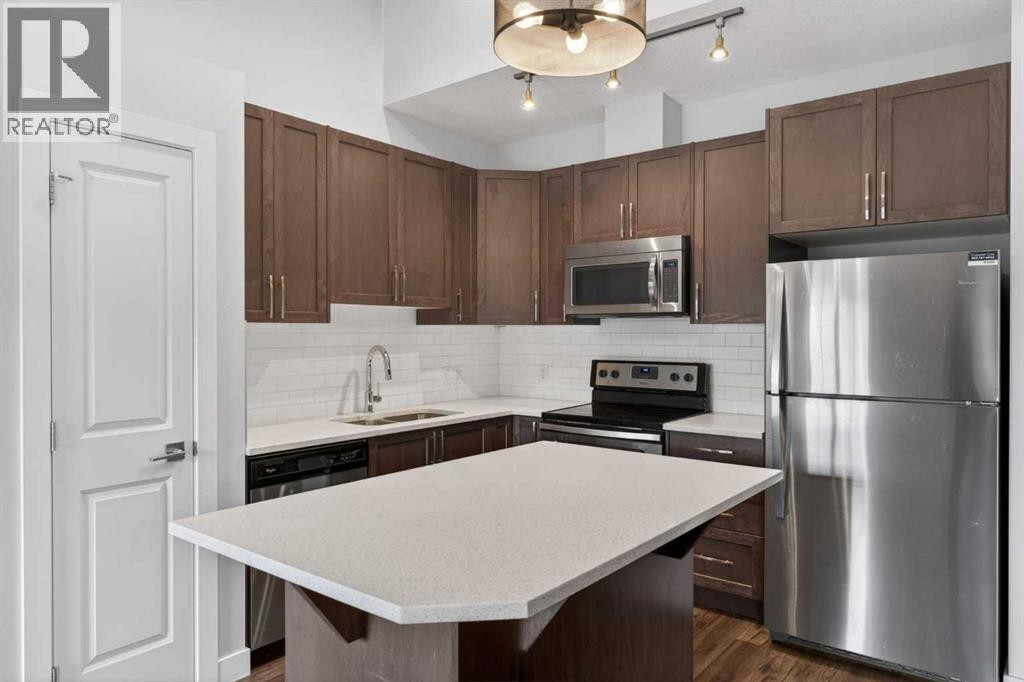 12 Evanscrest Gardens Nw Property Photo 4