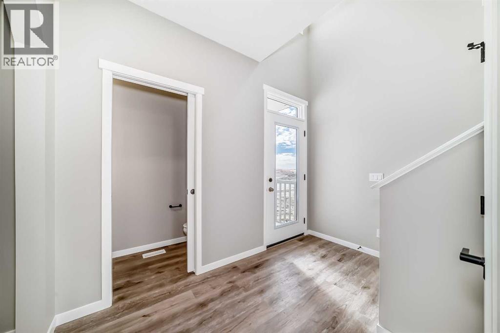 130 Bartlett Row Se Property Photo 11