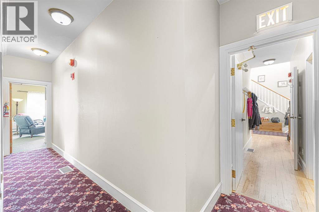 111 Severn Avenue Property Photo 12