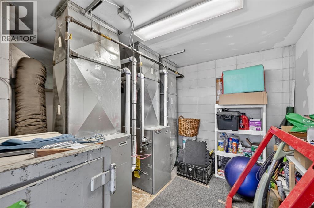 5115 1 Street W Property Photo 25