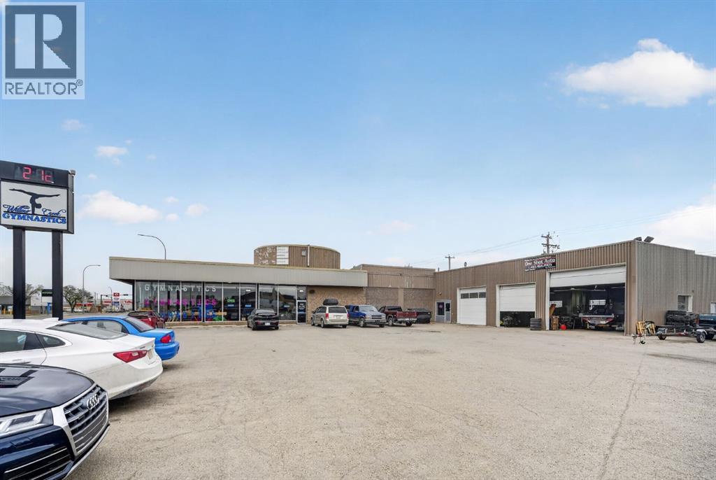 5115 1 Street W Property Photo 43