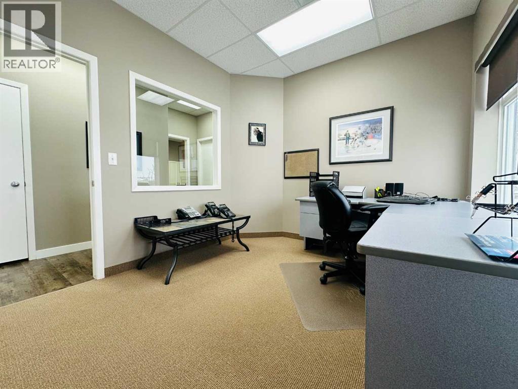 10055 120 Avenue Property Photo 12