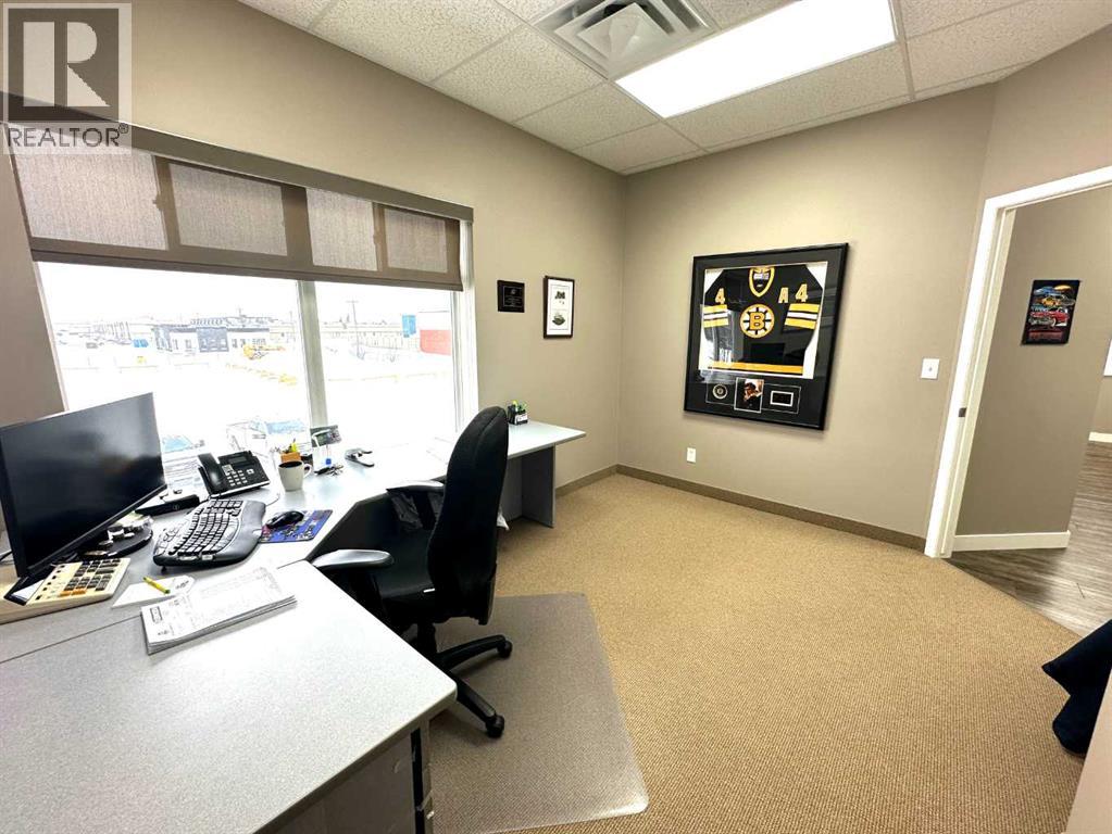 10055 120 Avenue Property Photo 13