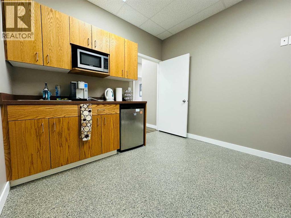 10055 120 Avenue Property Photo 17