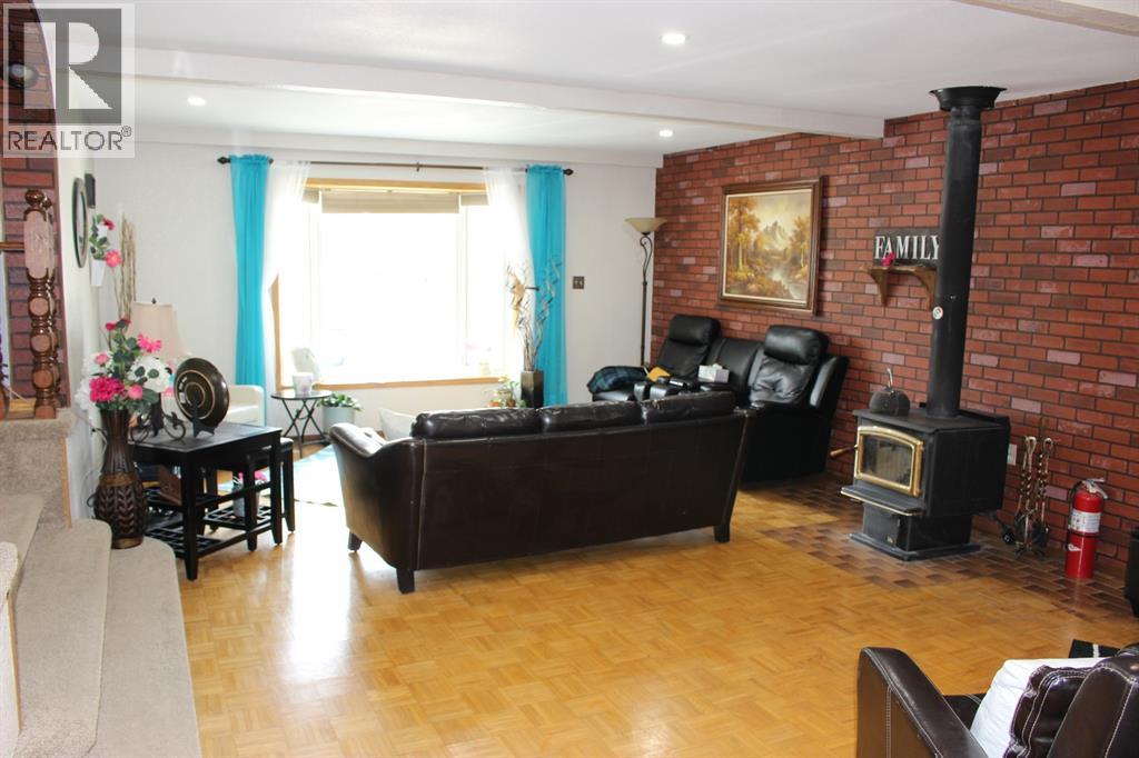 605 Rogers Avenue Property Photo 3