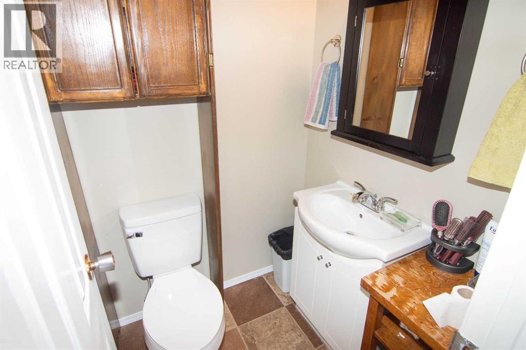 640 Mcculloch Crescent Property Photo 15