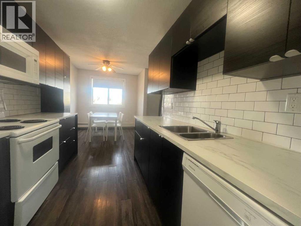 5611 10 Avenue Property Photo 5