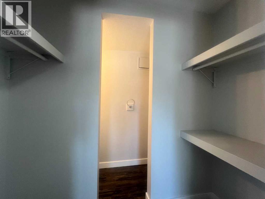 5611 10 Avenue Property Photo 18