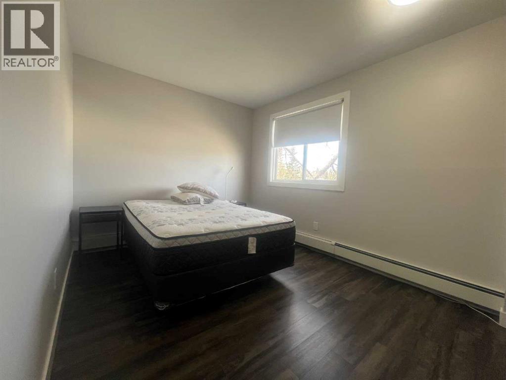 5611 10 Avenue Property Photo 22