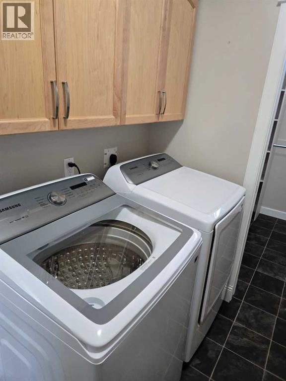 601 3 Street Property Photo 6