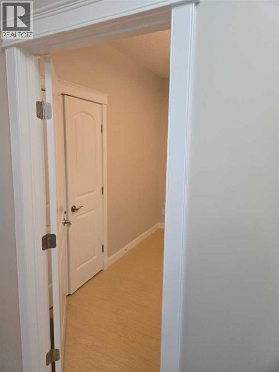 601 3 Street Property Photo 9