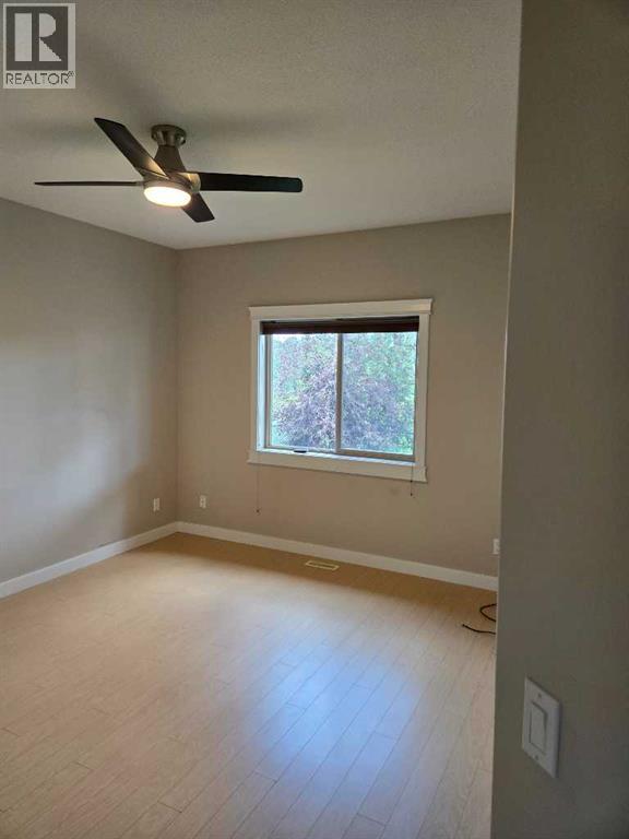 601 3 Street Property Photo 18