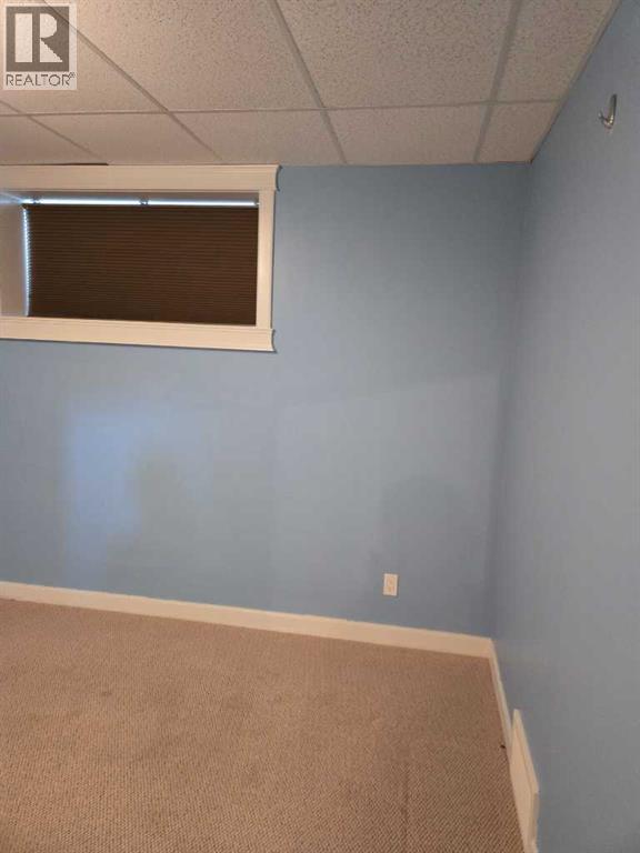 601 3 Street Property Photo 32