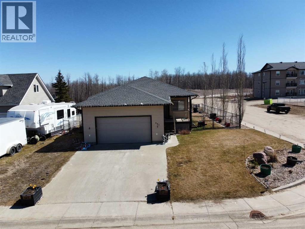 601 3 Street Property Photo 46