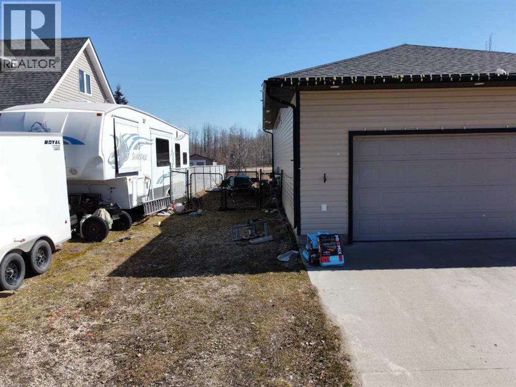 601 3 Street Property Photo 47