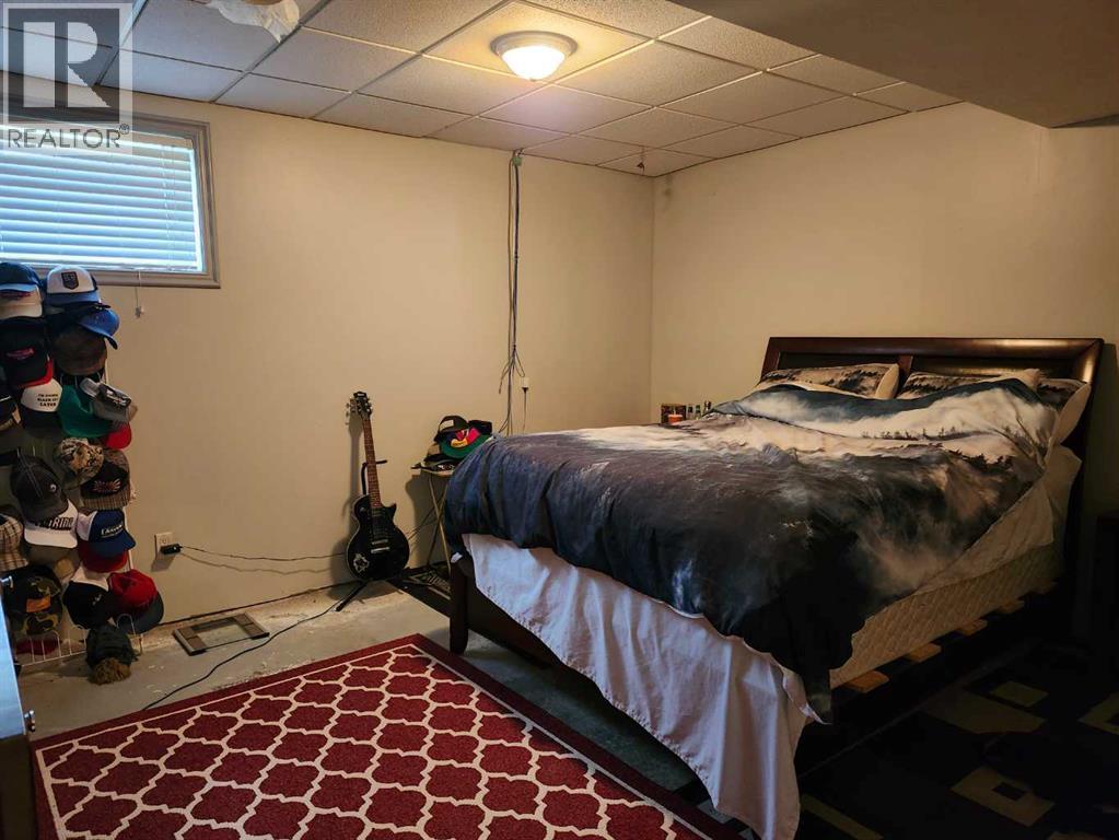 242 Mcnab Close Property Photo 22
