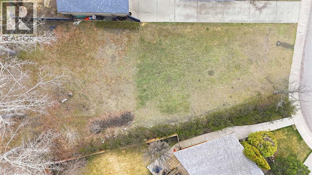 223 Piper Drive Property Photo 3