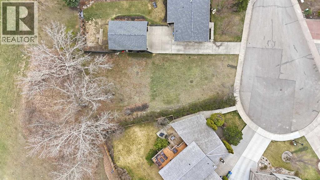223 Piper Drive Property Photo 4