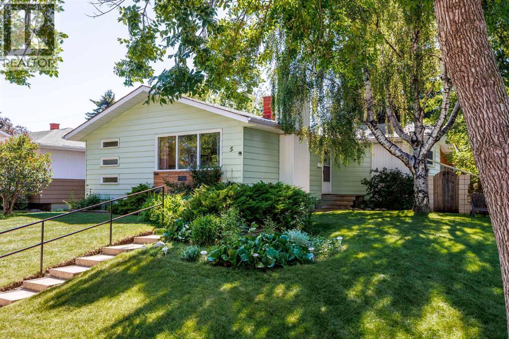 5 Fraser Road Se Property Photo 1
