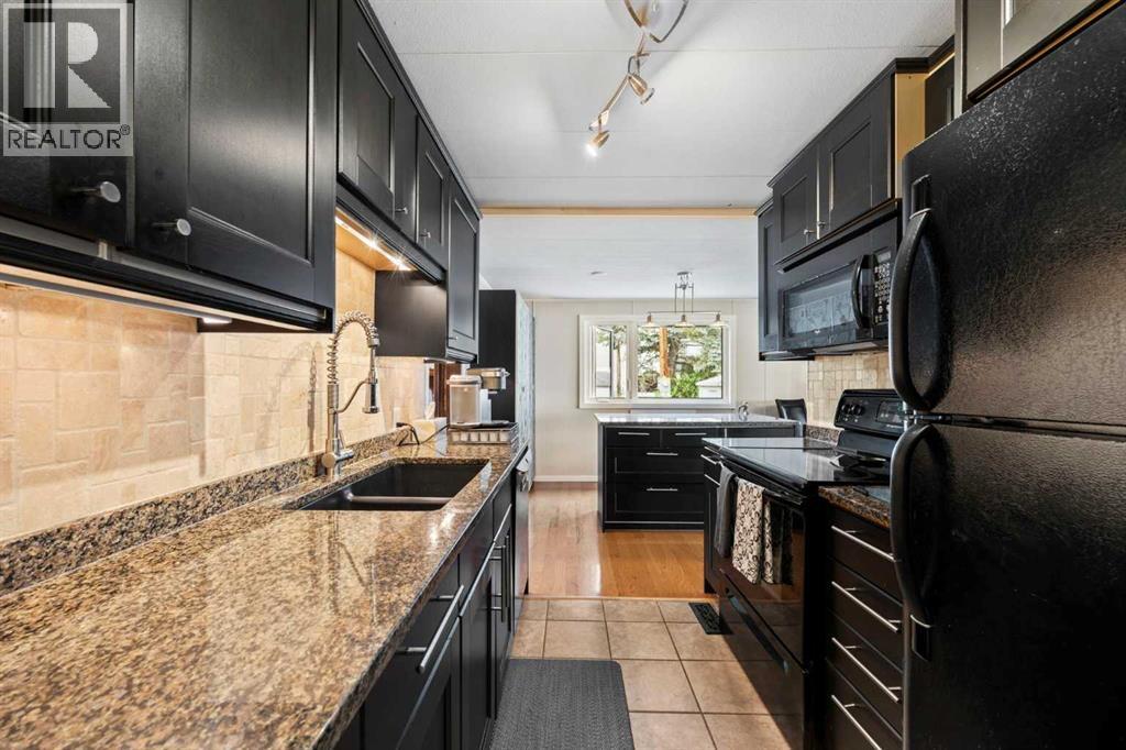 828 West Chestermere Property Photo 16